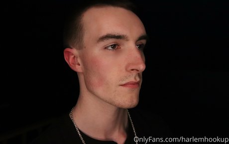 harlemhookup model naked images