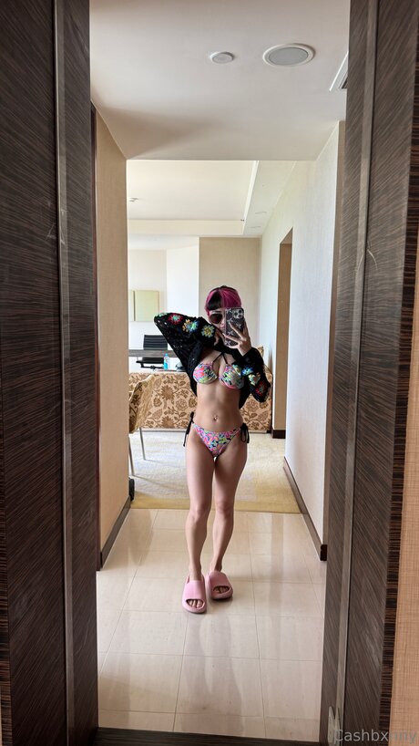 Cashbxnny model hot img