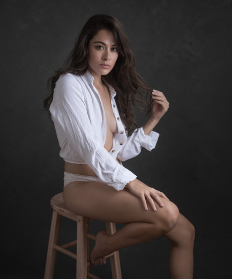 Nina Jade Napoletano beautiful star pic