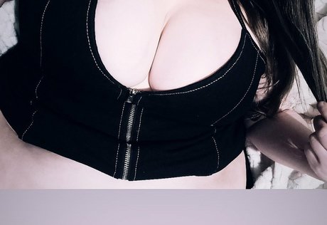 FacialTarget69 top actress pic