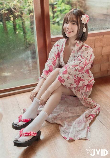 Chuchu0526 art actress picture