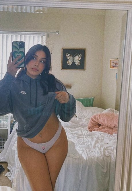 Virginhottie pornstar free pic