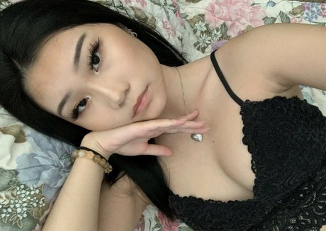 tiny onlyfans hot sexy pics