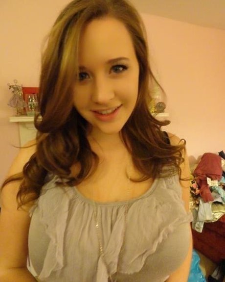 Maton Twins actress image