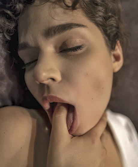 Eylul Su Cuha model art images