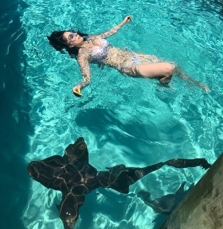 Michelle Balderrama exclusive star pics