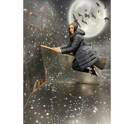 Katrina Louise Paul art actress photo