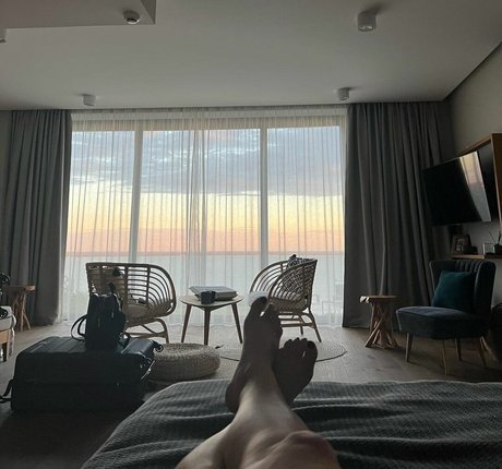 Mekenna Melvin porn model pictures