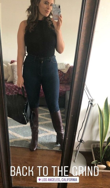 Tia Provost pornstar beautiful gallery