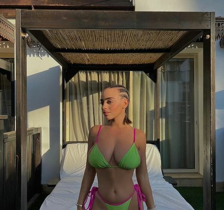 Afek S model hot photos