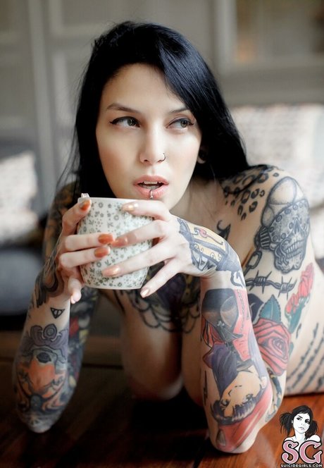 Valkyria free pornstar img