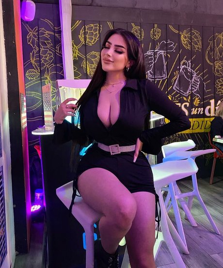 Vai Monroe star nudes archive