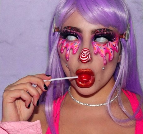 Vai Monroe Quick model image