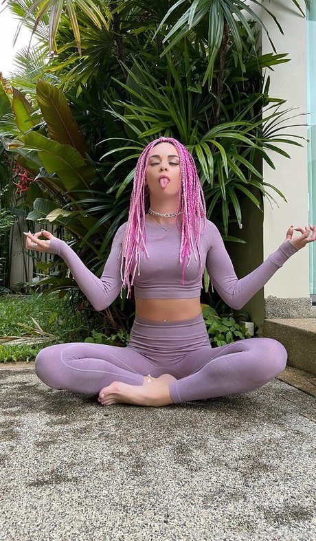 hella hardcor pornstar nude archive