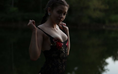 roxianaravyn hd actress photos