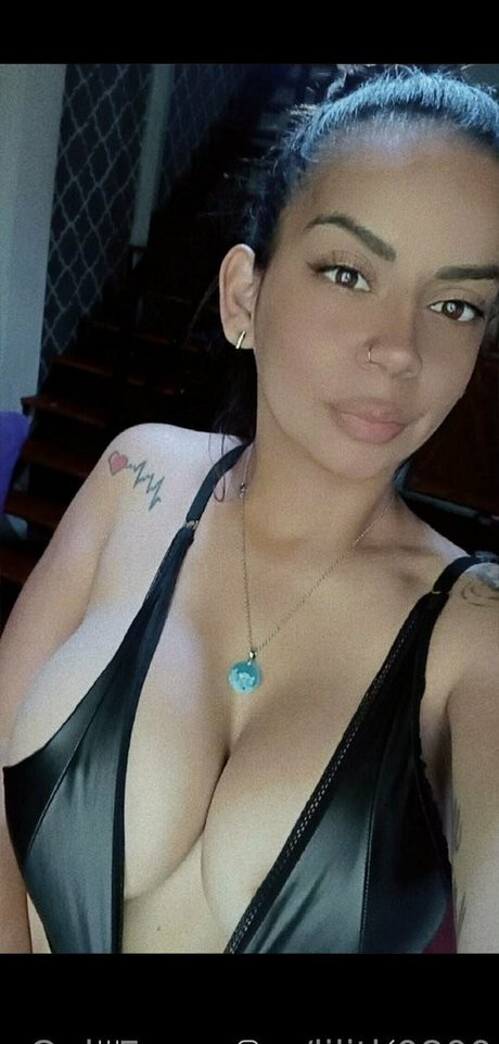 lilith0800 adult model pictures