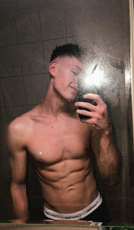 lucashallfree sex actress pictures