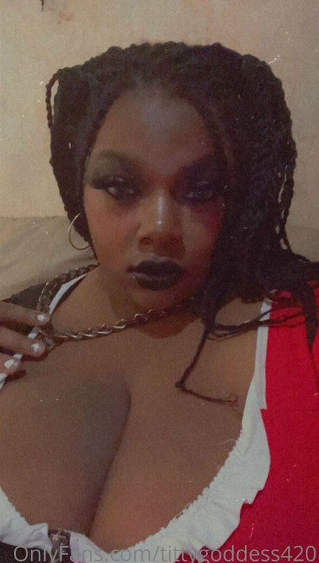 tittygoddess420 model adult pic