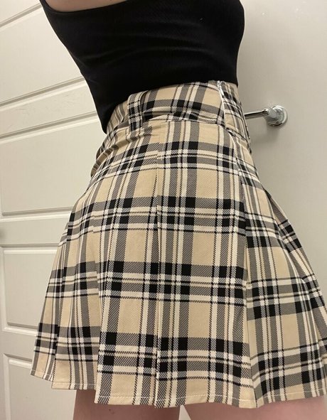 goddesslaylaaa model pic