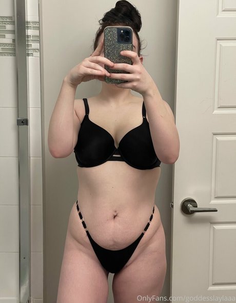 goddesslaylaaa star image