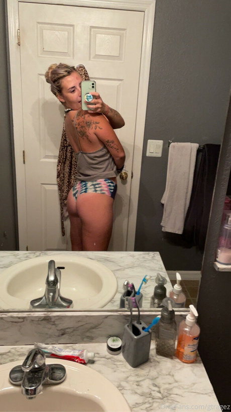 bikini fuck onlyfans art naked archive