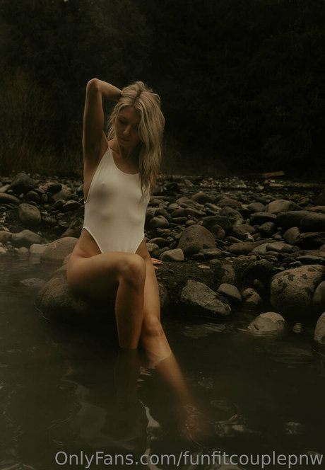 funfitcouplepnw art model gallery