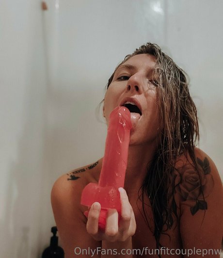 funfitcouplepnw star nice photos