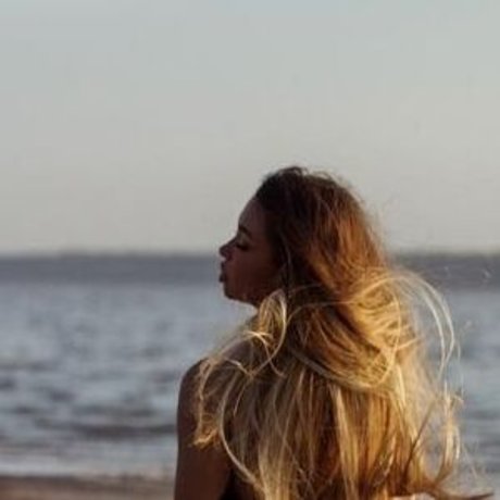 Lubov Gulyak Quick model image