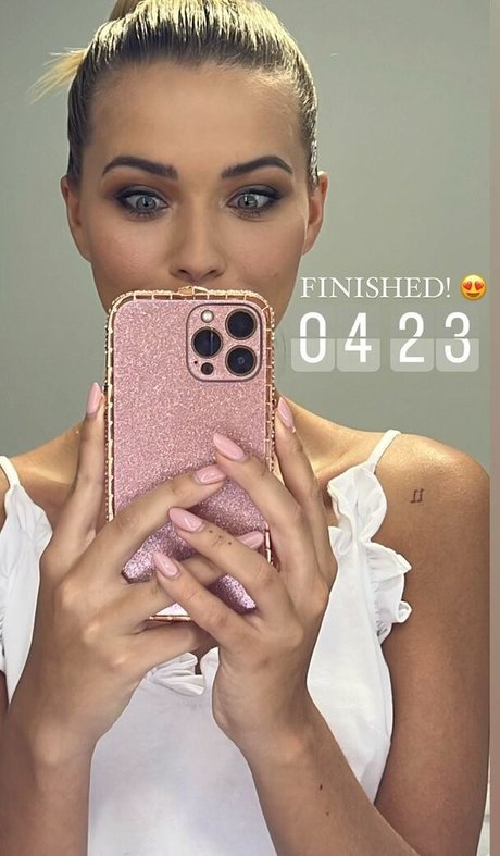 Sandra Kubicka beautiful model pictures