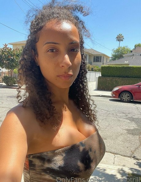 skinny ebony teen onlyfans free naked photo