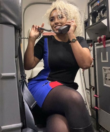 Office Sluts Quick model image