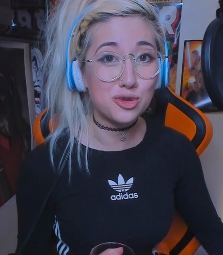 Sinneddonut star xxx archive