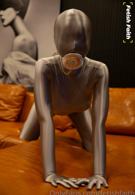 fetishfaith erotic star pic