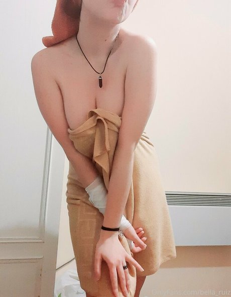 bella ruiz model beautiful photos