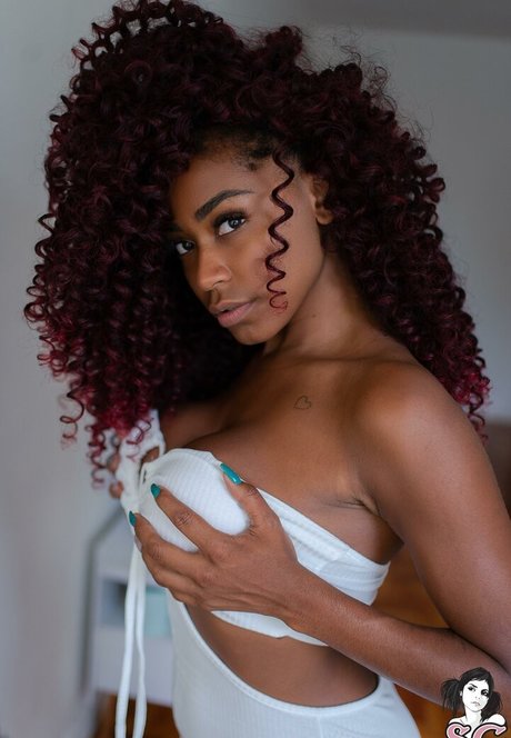 Yasantana nude pornstar pic