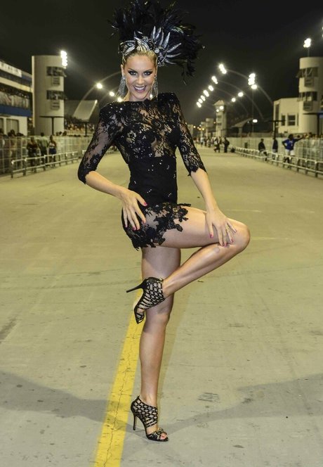 Ana Hickmann high quality star image