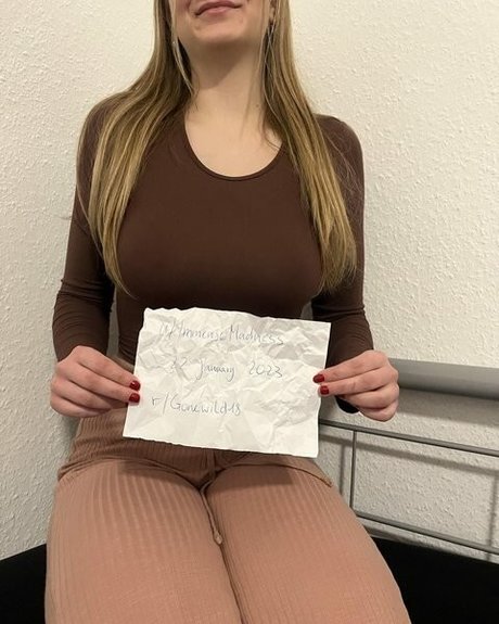 layla 18 pornstar naked images