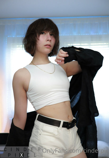 cinderpixelfree model best photo