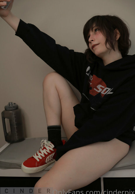 cinderpixelfree pornstar sexy pic