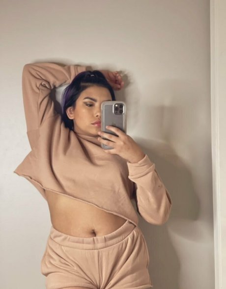 sabrinahellfire hot pornstar image