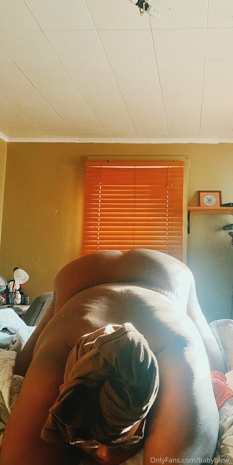 pregnant teacher onlyfans free nude images