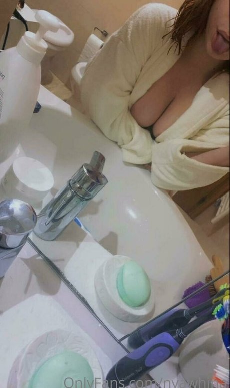 maobunny art model photos