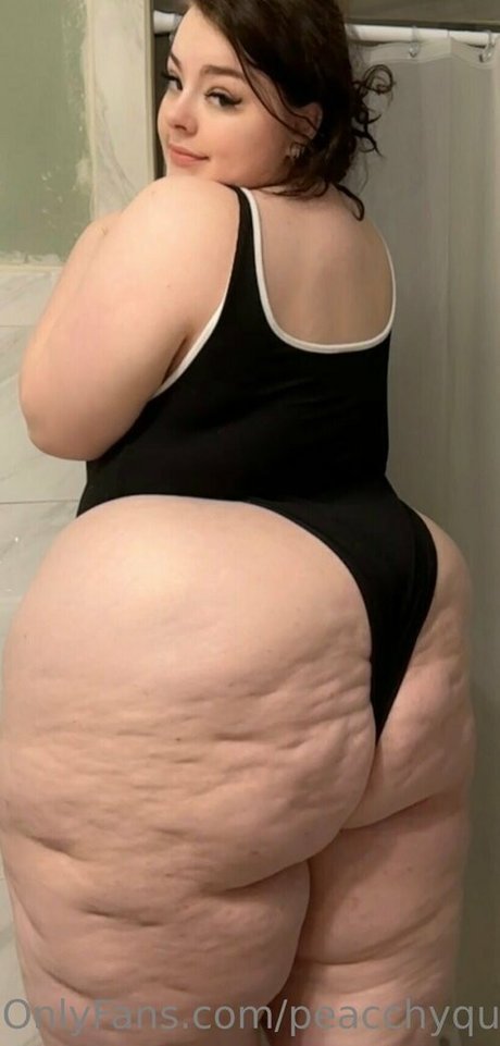 peacchyqueenn high quality pornstar galleries