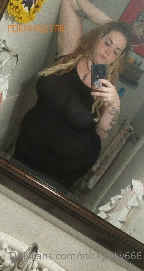 stickyicky666 star nude pics
