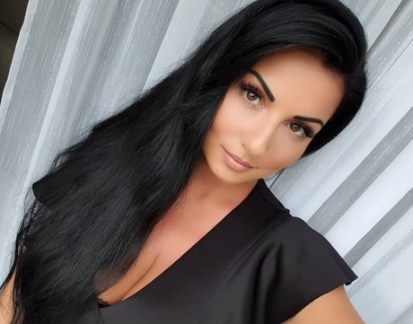 Rita Kyslinger pornstar pretty img