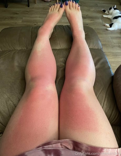 Sweetarches beautiful model pic