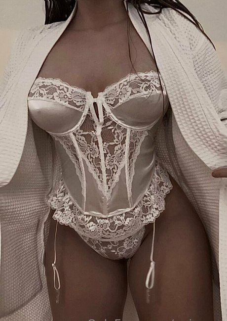 enireves xxx pornstar photos