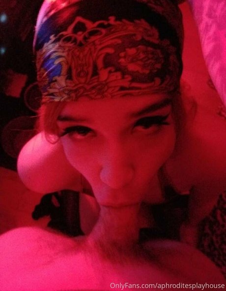 aphroditesplayhouse xxx model pics