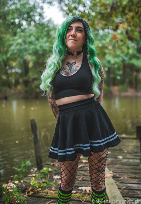 gh05t girl model free photo