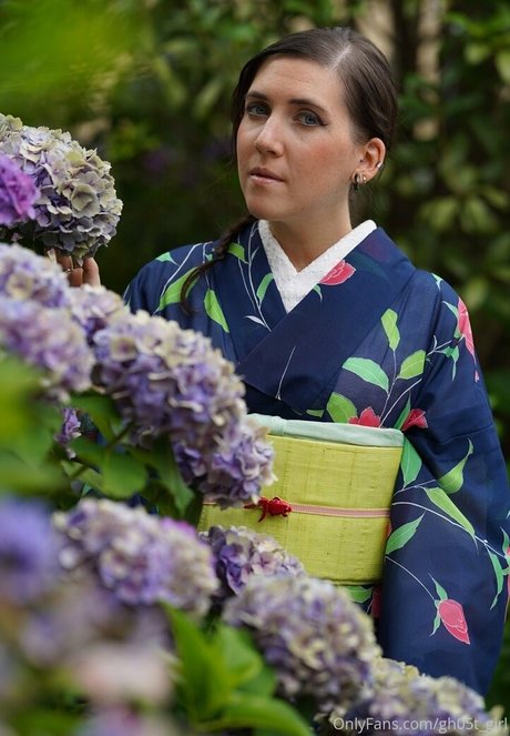 gh05t girl pornstar perfect photo